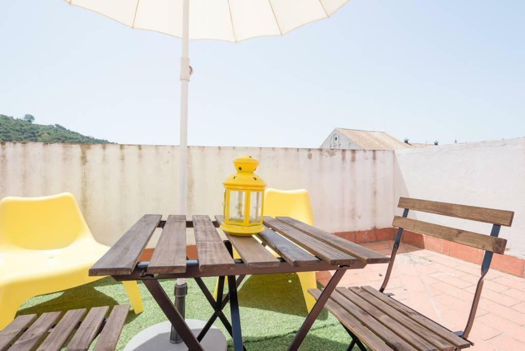 Lyrioshomes Malaga Cervantes Exterior foto